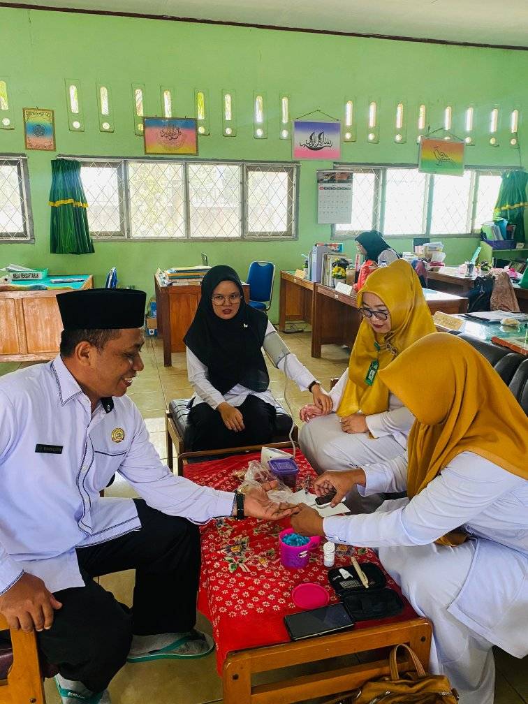 MAN 3 Merangin Dukung Program Cek Kesehatan Gratis